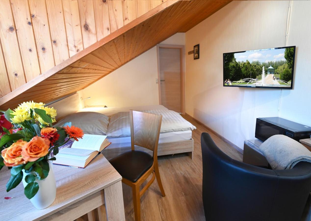 Pension Schoepke Бад-Штаффельштайн Экстерьер фото